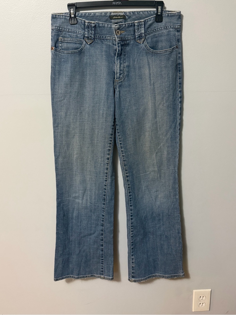 Eddie Bauer Women’s Size 8 Blue Jeans Medium Wash Bootcut Flap Pocket